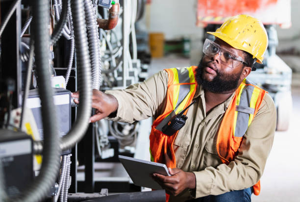 Best Circuit Breaker Repair  in Fallbrook, CA